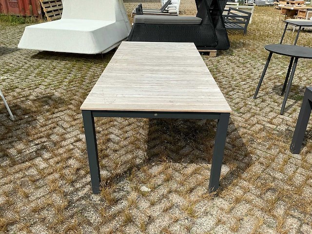 Yoi - tuintafel - afbeelding 2 van  9