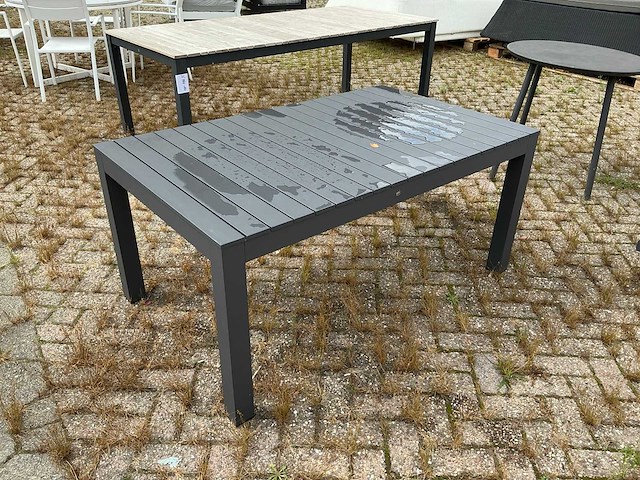 Yoi - tuintafel - afbeelding 1 van  7