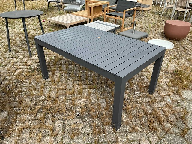 Yoi - tuintafel - afbeelding 3 van  7