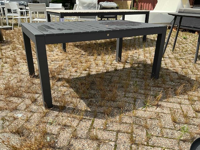 Yoi - tuintafel - afbeelding 6 van  7