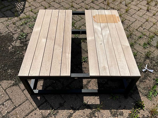 Yoi - tuintafel - afbeelding 3 van  4