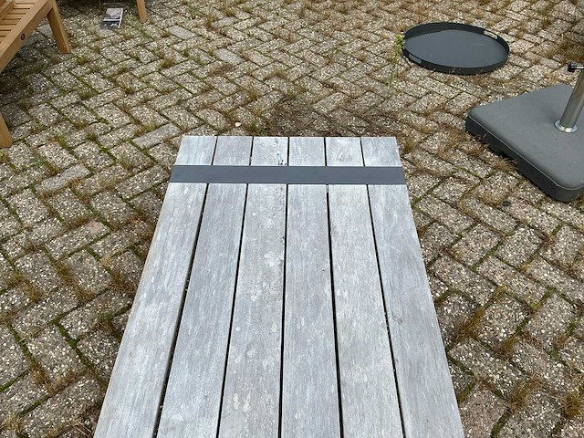 Yoi - tuintafel - afbeelding 8 van  9