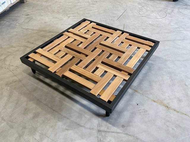 Yoi tafel ongebruikt - afbeelding 2 van  3