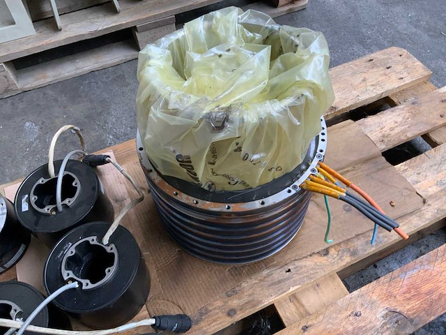 Yokogawa servo direct drive actuators (9x) - afbeelding 5 van  5