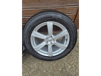Yokohama bluearth winterv905, volvo xc90 autoband met velg(4x) - afbeelding 5 van  7