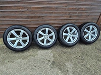 Yokohama bluearth winterv905, volvo xc90 autoband met velg(4x) - afbeelding 1 van  7