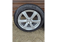 Yokohama bluearth winterv905, volvo xc90 autoband met velg(4x) - afbeelding 1 van  3