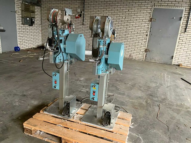 Yoshida kogyok.k nmsam-86000 ponsmachine - afbeelding 5 van  8