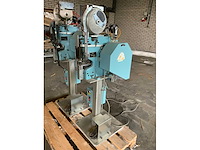 Yoshida kogyok.k nmsam-86000 ponsmachine - afbeelding 6 van  8