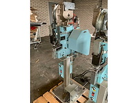 Yoshida kogyok.k nmsam-86000 ponsmachine - afbeelding 2 van  8