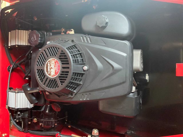 Yotatry - grasmaaier rupsbanden - grassen - met afstandsbediening 500m bestuurbaar 150ws - afbeelding 5 van  21