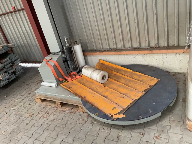 Young sunpack europe - 2024 - mh-fg 1000 as - palletfoliewikkelaar - afbeelding 1 van  3