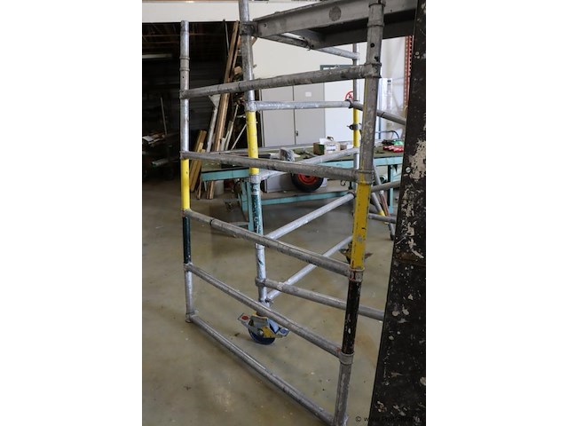 Youngman hi-way mobiele rolsteiger - afbeelding 12 van  15