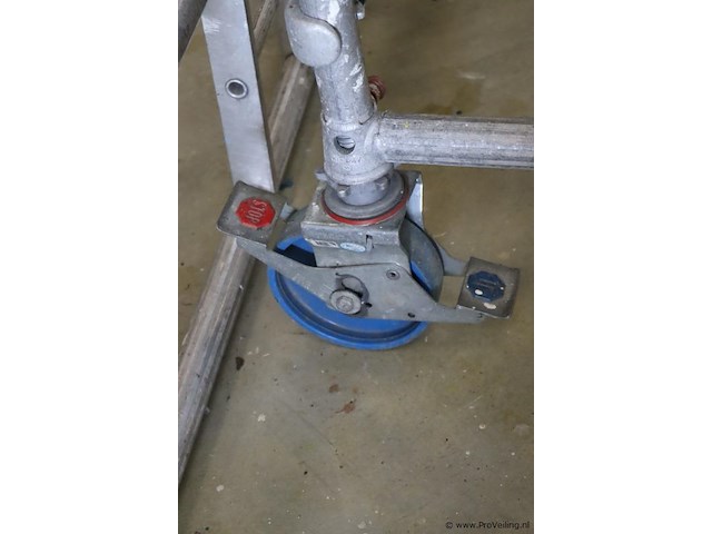 Youngman hi-way mobiele rolsteiger - afbeelding 13 van  15