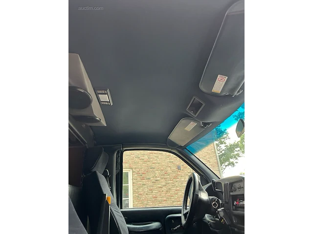 Youngtimer chevrolet chevy - afbeelding 15 van  16