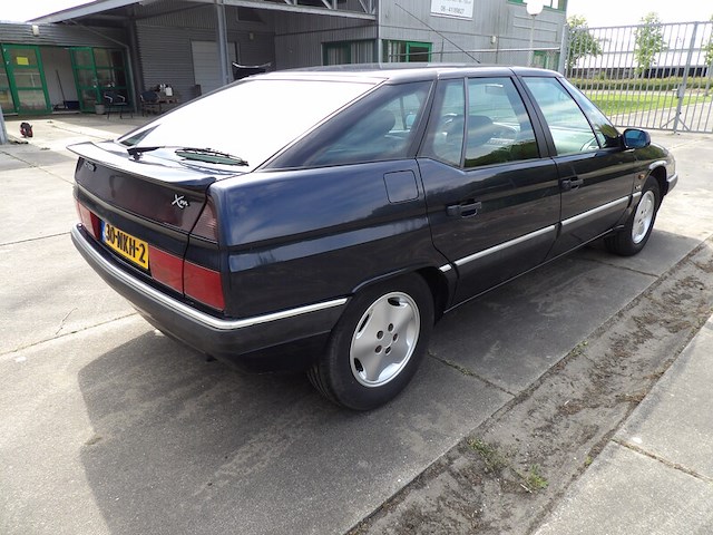 Youngtimer, citroën, xm, 3.0 v6 exclusive, blauw-metallic, 1995 - afbeelding 34 van  121