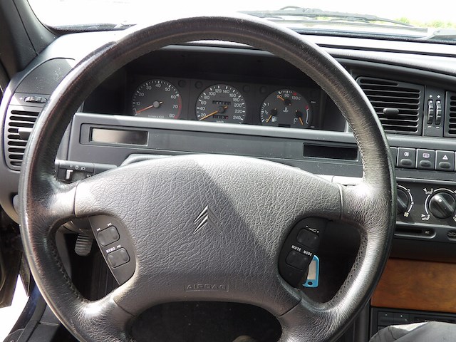 Youngtimer, citroën, xm v6 exclusive automatic, 3.0 v6 exclusive, blauw-metallic, 1995 - afbeelding 41 van  121