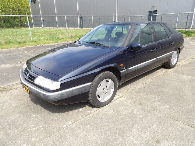 Youngtimer, citroën, xm v6 exclusive automatic, 3.0 v6 exclusive, blauw-metallic, 1995 - afbeelding 87 van  121
