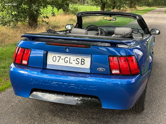 Youngtimer ford mustang - afbeelding 4 van  38