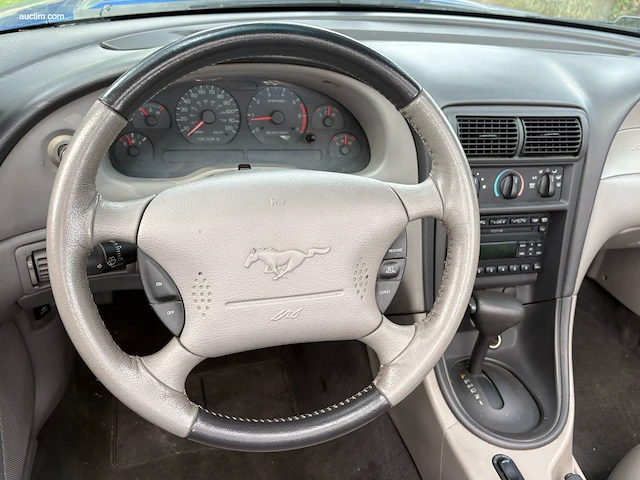 Youngtimer ford mustang - afbeelding 15 van  38