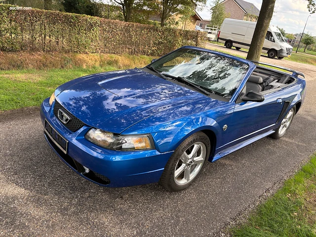 Youngtimer ford mustang - afbeelding 35 van  38