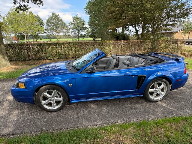 Youngtimer ford mustang - afbeelding 36 van  38