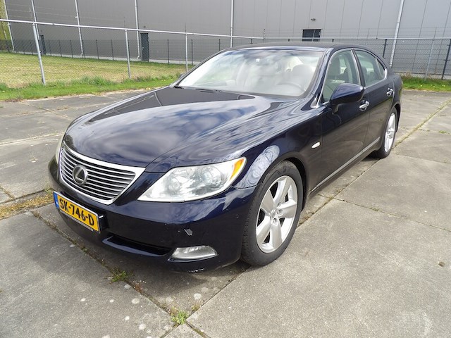Youngtimer, lexus, ls, 460 president, blauw-metallic, 2009 - afbeelding 1 van  106