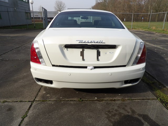 Youngtimer, maserati, quattroporte, wit, 2008 - afbeelding 25 van  82