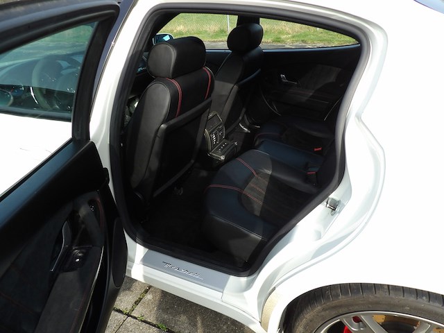 Youngtimer, maserati, quattroporte, wit, 2008 - afbeelding 35 van  82