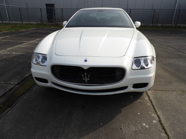 Youngtimer, maserati, quattroporte, wit, 2008 - afbeelding 45 van  82