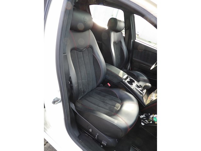 Youngtimer, maserati, quattroporte, wit, 2008 - afbeelding 70 van  82