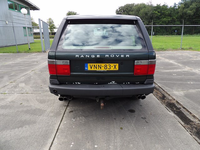 Youngtimer, range rover, lp p38 4.6 v8, groen-metallic, 1995 - afbeelding 2 van  53