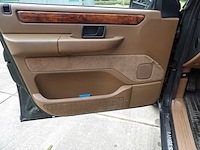 Youngtimer, range rover, lp p38 4.6 v8, groen-metallic, 1995 - afbeelding 19 van  53
