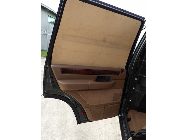 Youngtimer, range rover, lp p38 4.6 v8, groen-metallic, 1995 - afbeelding 25 van  53