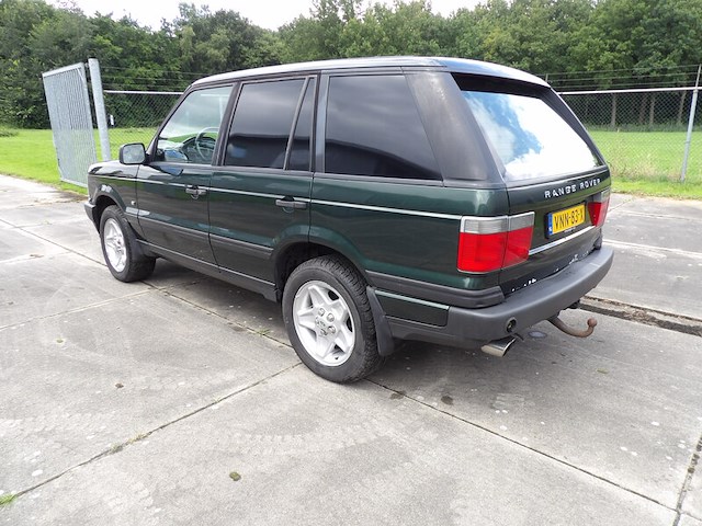 Youngtimer, range rover, lp p38 4.6 v8, groen-metallic, 1995 - afbeelding 53 van  53