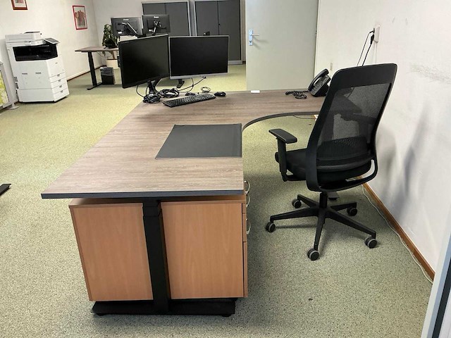 Youp elektrische verstelbaar hoekbureau (2x) - afbeelding 5 van  7