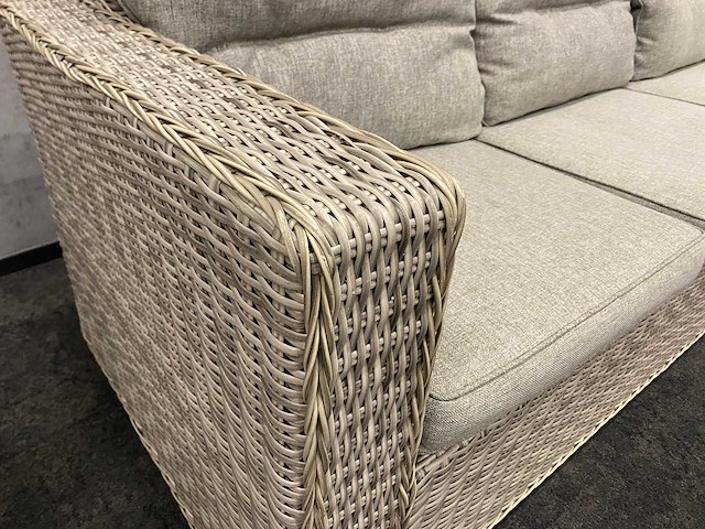 Your own living - kunststof rotan tuinset met kussens - afbeelding 15 van  18
