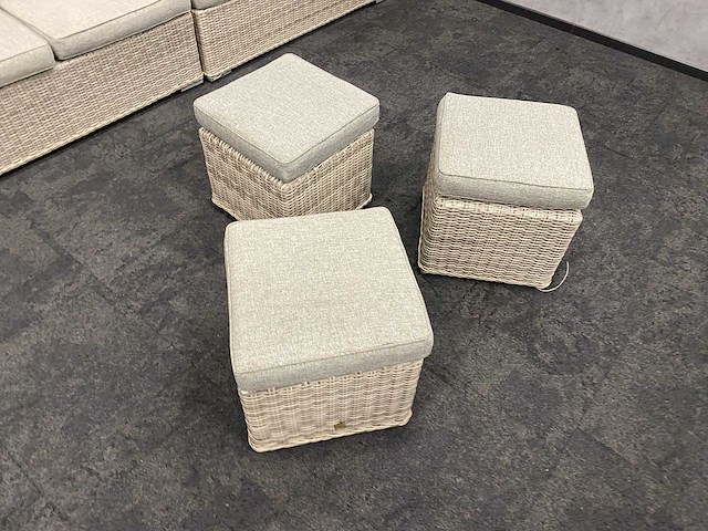 Your own living - kunststof rotan tuinset met kussens - afbeelding 18 van  18