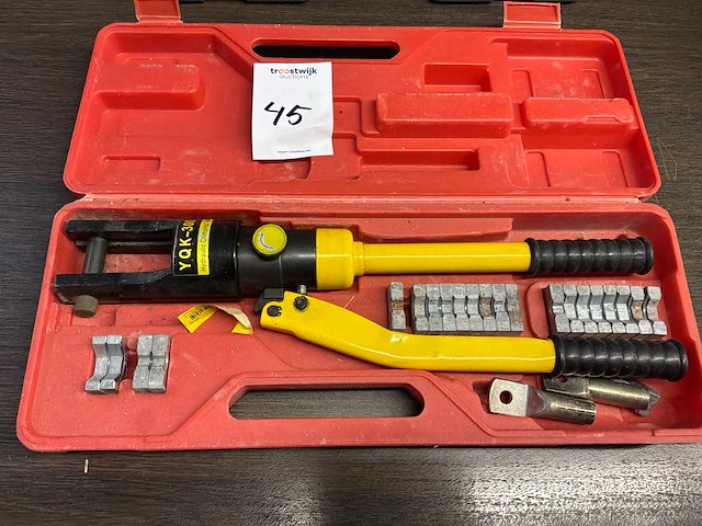 Yqk 300 kabelschoenperstang - afbeelding 1 van  1