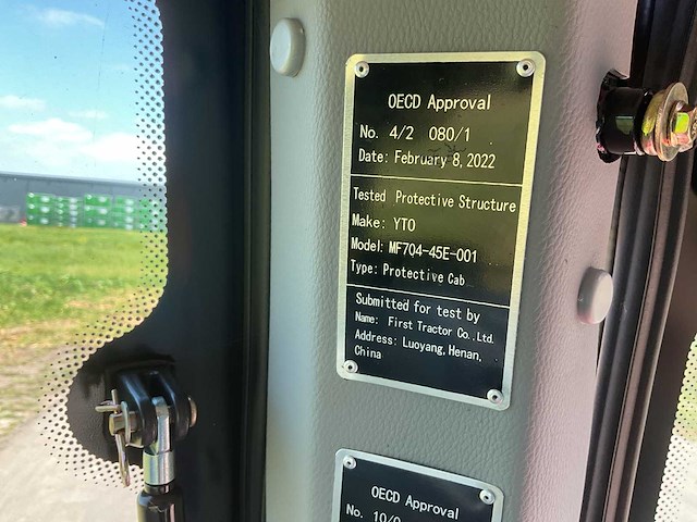 Yto nmf704c vierwielaangedreven landbouwtractor - afbeelding 19 van  52