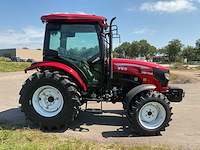 Yto nmf704c vierwielaangedreven landbouwtractor - afbeelding 6 van  13