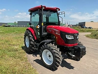 Yto nmf704c vierwielaangedreven landbouwtractor - afbeelding 40 van  52