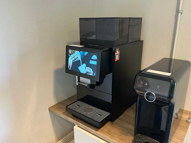 Yunio koffie- & espressomachines - afbeelding 1 van  7