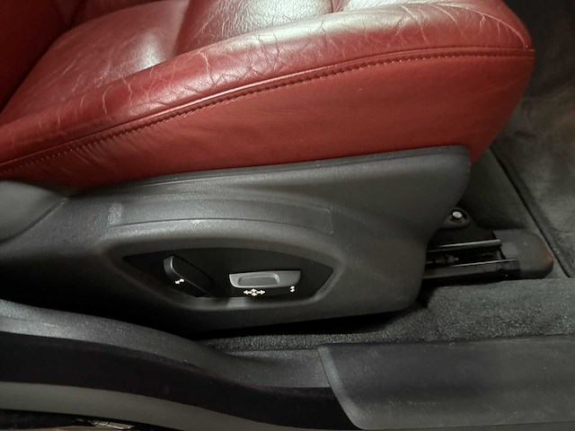 Yv1bw985081022818 volvo v70 3.2 6-cilinder 238pk 2008 youngtimer - afbeelding 29 van  42