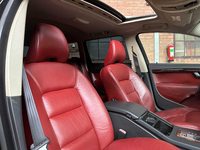 Yv1bw985081022818 volvo v70 3.2 6-cilinder 238pk 2008 youngtimer - afbeelding 35 van  42