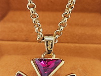 Yves saint laurent dikke goldplated collier met robijn stijl pendant - afbeelding 4 van  8