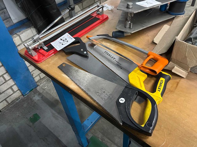 Zaag- en snijd gereedschap (5x) - afbeelding 1 van  3