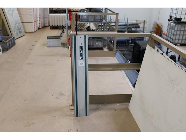 Zaaggeleider makita 1 meter. - afbeelding 1 van  2