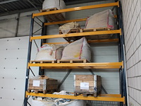 Zaagsel in diverse grofheden in 6 bigbags en 3 palletboxen. - afbeelding 1 van  4