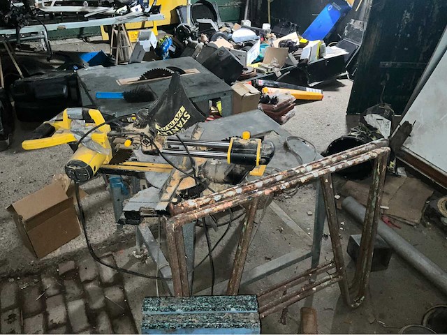 Zaagtafel (3x) werkend - afbeelding 2 van  3